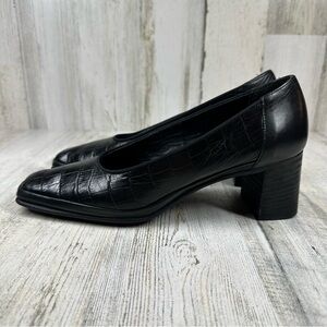 Rangoni Firenze Classic Pumps in Black Animal Print Leather #396